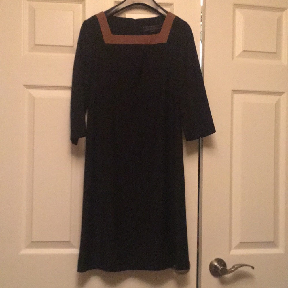 K-fashion midi black dress